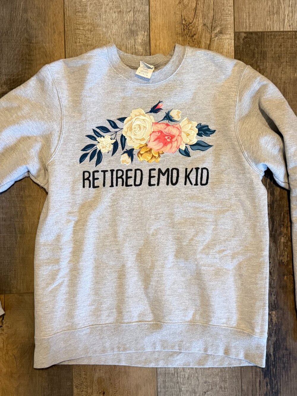 Retired Emo Kid Floral Sweatshirt Womens M Gray